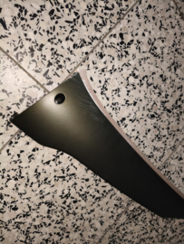GTS Levanti - Kappen - GEBRUIKT - Side Skirt onder voetplaat LINKS met "gouden strip" - (mat olive green) - (VAK AW)