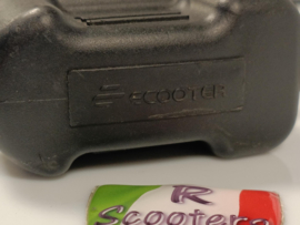 Ecooter E2 - Accu lader (6-pin) - (Wordt een 7-pin met kabel naar 6-pin)