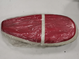 Pazzo - Zadel (rood/wit) (VAK Z)