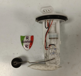 GTS Toscana - Benzinepomp (injecie - EFI) - (welke IN de tank zit !)