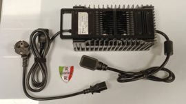 GTS E-force / Acculader
