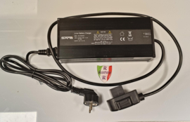 Ecooter E2 - Accu lader (6-pin) - (Wordt een 7-pin met kabel naar 6-pin)