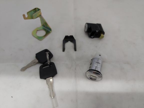 AGM Goccia GEV1000 - Slot (zadel- en stuurslot)