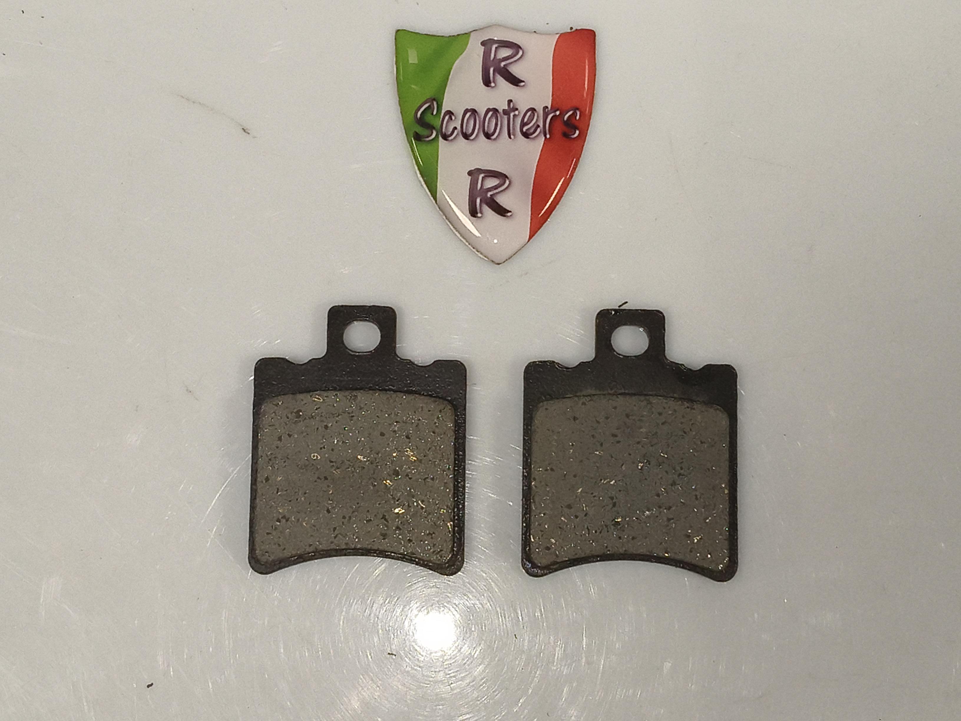GTS E-Levanti / Remblokken (VOOR)