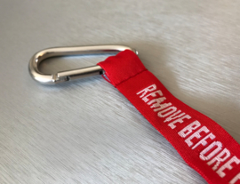 Remove Before Flight Sleutelhanger met Karabijnhaak | Rood / Zilver