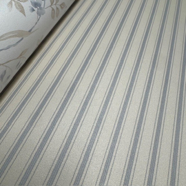 Noordwand Miniatures 3 G68740 Zachtblauw Vliesbehang – Fijne Streepjes Oudholland, Landelijk met Linnen Structuur