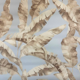 Blauw behang met zandkleurige Palmbladeren - L84401