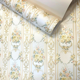 strepen behang Engelse bloementjes mooie boeketten satijn look