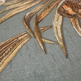 Vogel Behang Tropical Wallstitch DE120017 – Landelijk Behang – Groen – Tropisch Patroon – Wanddecoratie