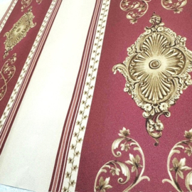 Hermitage Klassiek Behang in Rood en Goud Streepdessin