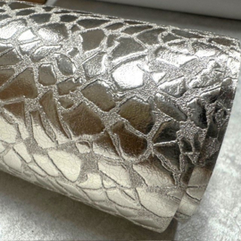 Retro Chic: Zilver Aluminium Effect voor een Glanzende Uitstraling