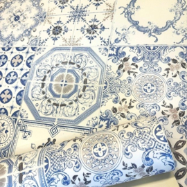Delfs blauw tegel behang met zachte zandkleuren Hollandse stijl