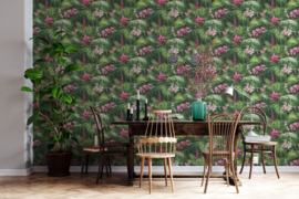 Behang met tropische bladeren en bloemen  G56435  Global Fusion