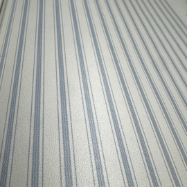 Noordwand Miniatures 3 G68740 Zachtblauw Vliesbehang – Fijne Streepjes Oudholland, Landelijk met Linnen Structuur