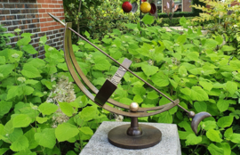 BRONZEN ZONNEWIJZER