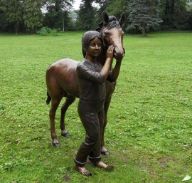 MEISJE MET PONY