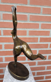 DANSENDE VROUW