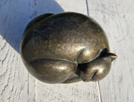 SLAPENDE KAT / URN