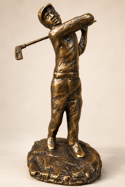 GOLFER