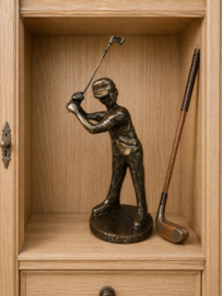 GOLFER