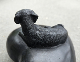 URN / HART MET HOND