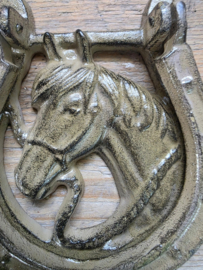 HOEFIJZER MET PAARDENHOOFD