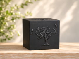 URN  / BOOM MET VOGELS