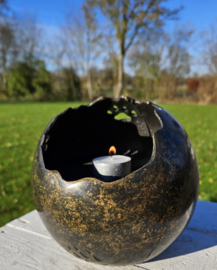 URN MET POOTAFDRUK  EN WAXINEHOUDER