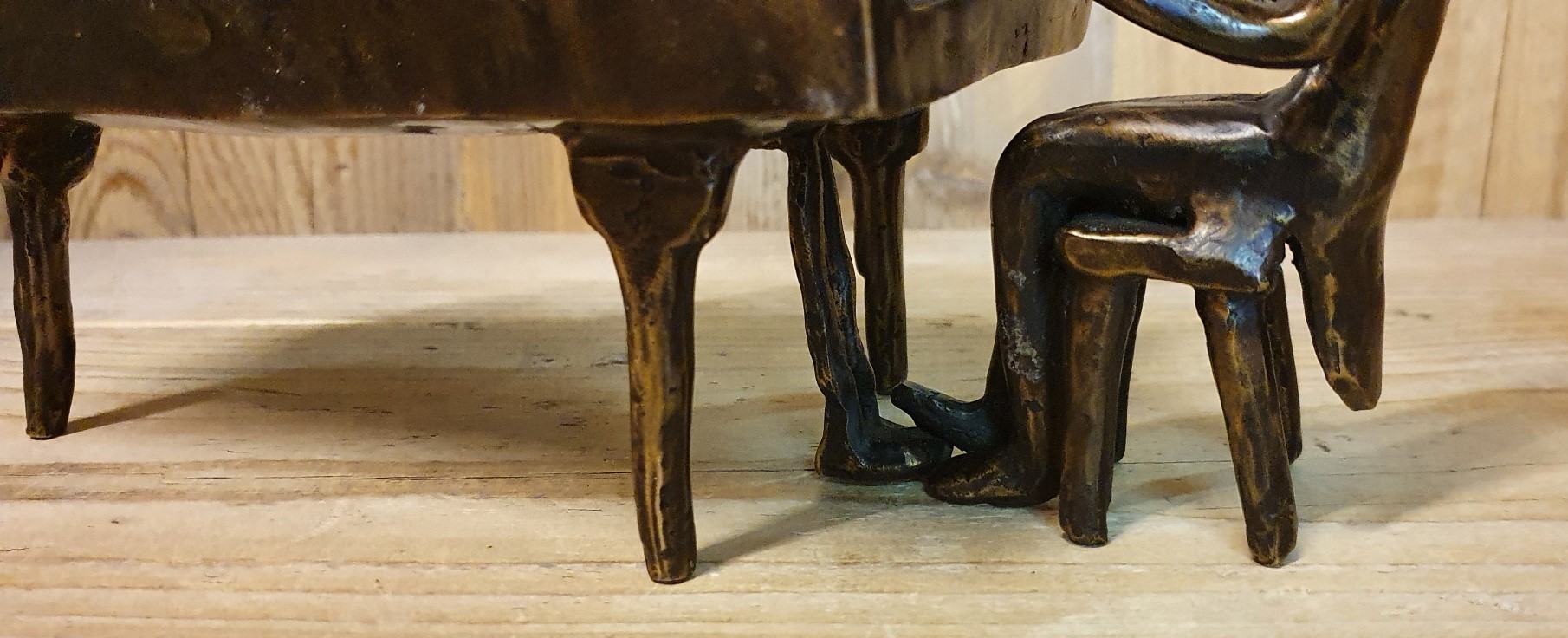 PIANIST MET VLEUGEL PIANO