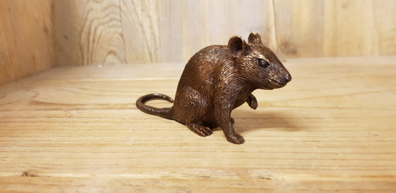 RAT / ZIT BRONZEN DIEREN HUIS EN TUIN DECORATIE MARIE