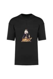Panda auf Schildkröte mit Igel