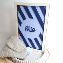 Kinderkamerdecoratie met strepen van hout en vilt met naam | Gepersonaliseerd
