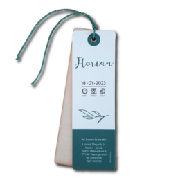 Geboortekaartje label hout met naam vegan leather jongen