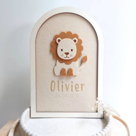 Kinderkamerdecoratie leeuw van hout en vilt met naam | Gepersonaliseerd