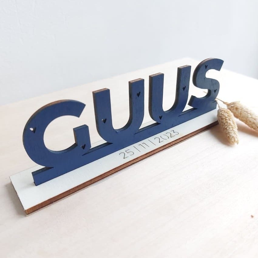 geboortekaartje van hout blauw 02
