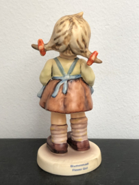 Originele Hummel 548 Blumenmadl / Flower Girl 11 cm TMK7 Exclusive Edition 5 Year-Membership MI Hummel Club
