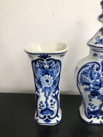 de Porceleyne Fles: prachtig Delfts Blauw kaststel hoogte dekselvaas 22 cm zijvaas 15 cm