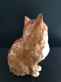 Beswick porselein: rode kater / poes nr 1867 hoog 23 cm breed 14 cm diep 12 cm glans