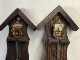 Twee originele Hummel lepeltjes verzilverd in houder 'ars edition 1980 first edition'