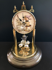 Originele Hummel 750 Jahresuhr Gänseliesl / Anniversary Clock Goose Girl 39 cm met stolp TMK-7 1991-2000 incl doos