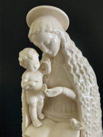 Originele Hummel 10/3 Blumenmadonna / Flower Madonna creme hoog 31 cm breed 23 cm TMK-5 1972-1979