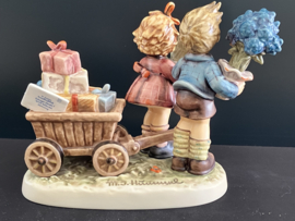 Originele Hummel 751 Hab' mein Wagen voll geladen / Love's Bounty  16,5 cm TMK7 11e figuur Century Collection 1996