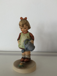 Originele Hummel 74 Die kleine Gärtnerin / Little Gardner 11 cm TMK-6 1979-1991