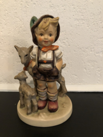 Originele Grote Hummel 200/I Ziegenbub / Little Goat Herder 13 cm TMK-6 1979-1991