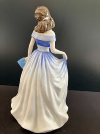 Royal Doulton porselein:  beeld 'Charlotte' HN 4092 hoog 22 cm gesigneerd