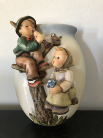 Originele Hummel 360/A Wandvase / Wall Vase Junge und Mädchen / Boy And Girl 11,5 x 15 cm TMK-6 1979-1991