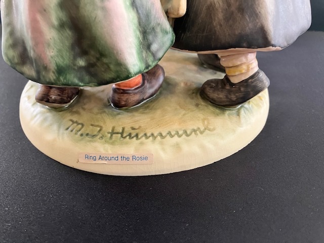 VERKOCHT Originele Hummel 348 Ringelreihen / Ring Around The Rosie 18 cm TMK6