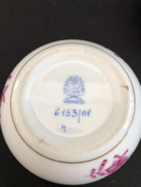Herend porselein: sieradendoosje 6153/AP hoog 5,5 cm doorsnede 7,5 cm