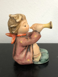 Originele Hummel 391 Die kleine Trompeterin / Girl With Trumpet 5,5 cm TMK-6 1979-1991