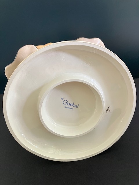 VERKOCHT Originele Hummel 348 Ringelreihen / Ring Around The Rosie 18 cm TMK6